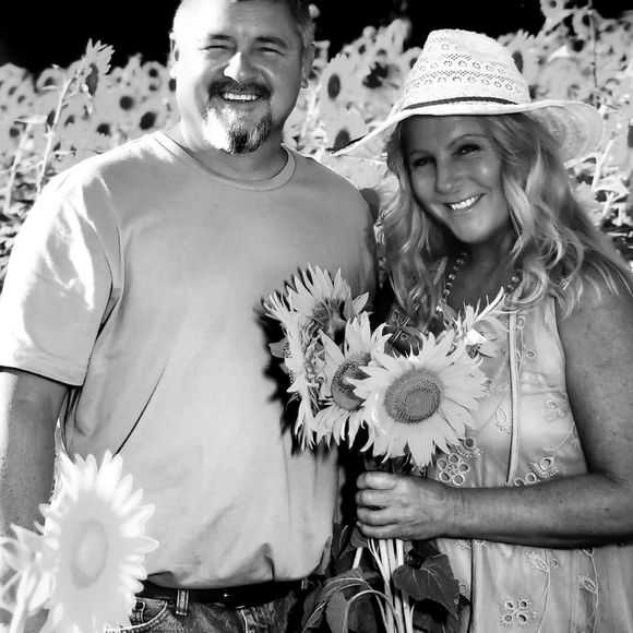 Meet your Posher, Stephanie - Picture 8 of 8